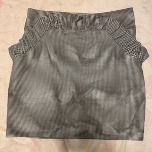 H&M Black and White Mini Skirt